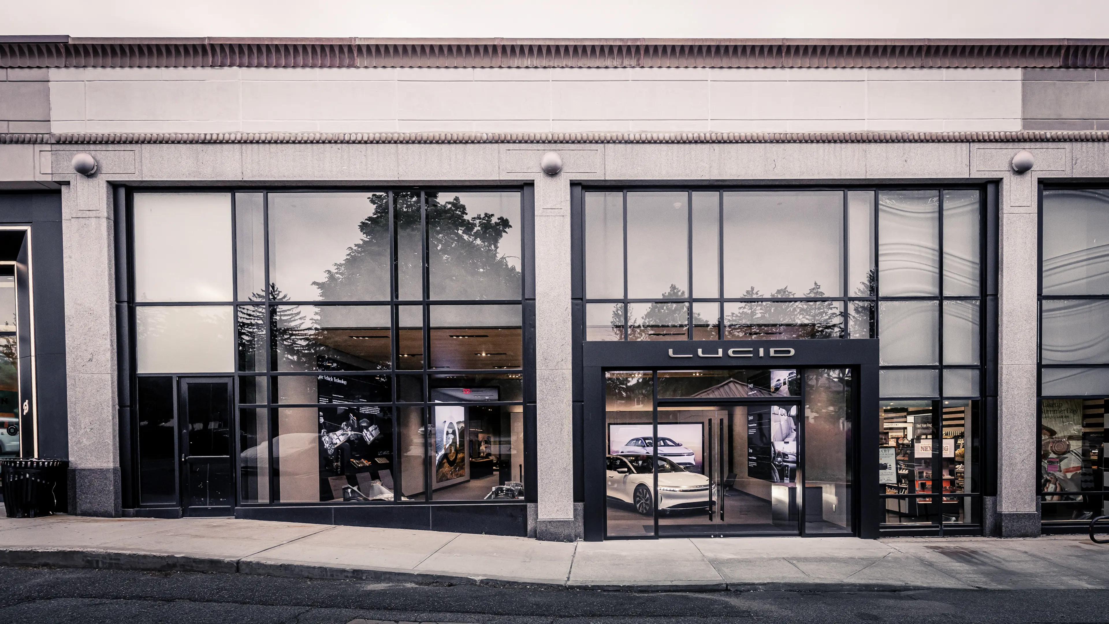 The Gate at Manhasset Studio