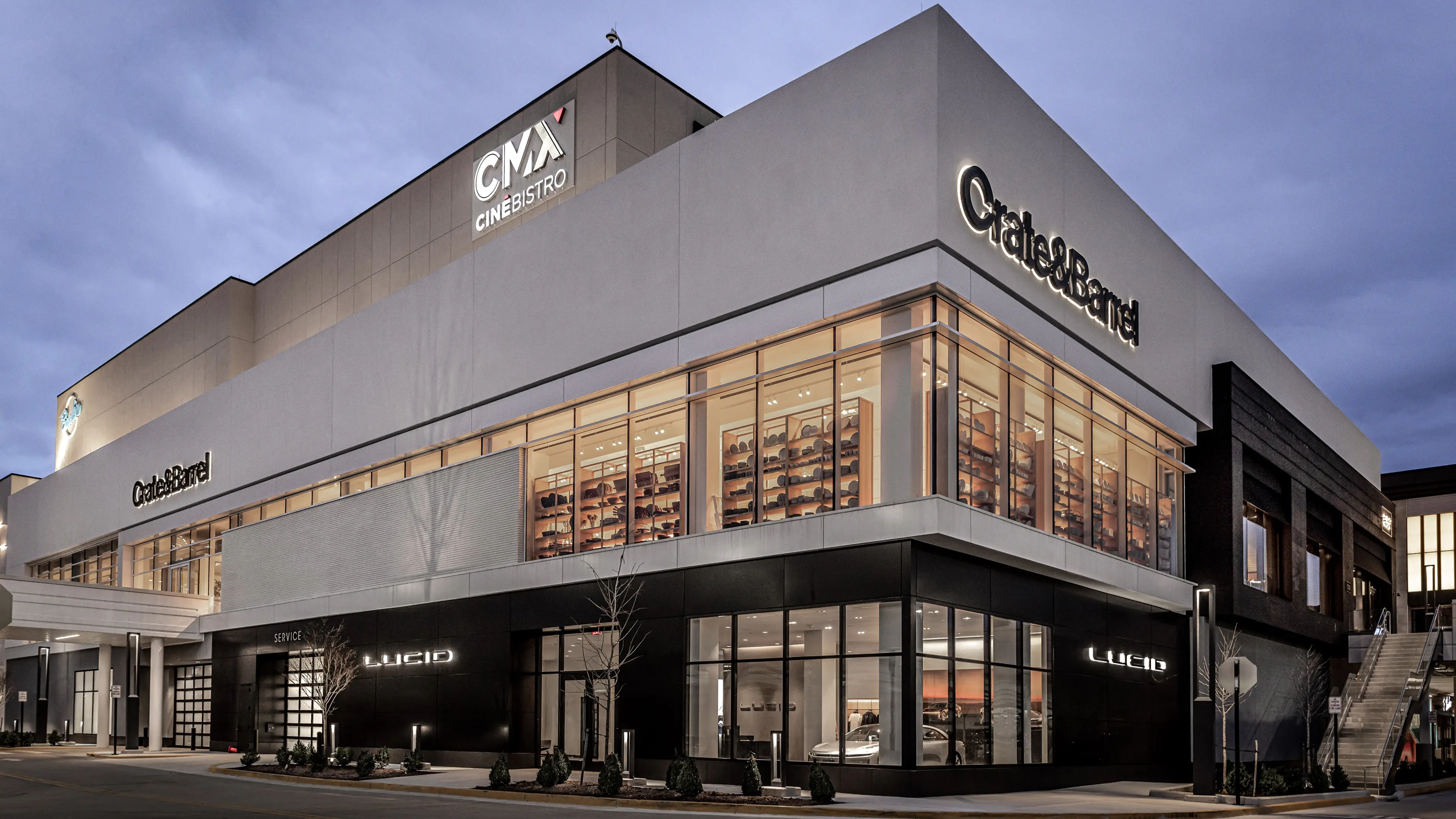Tysons Galleria Studio