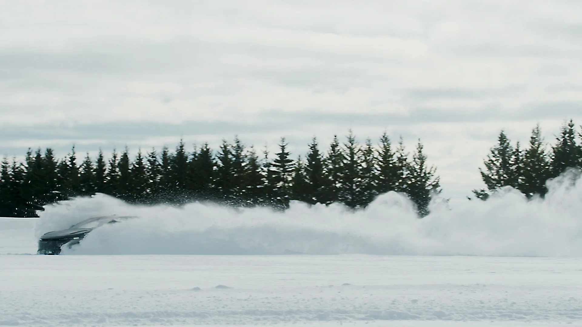 testing the Lucid Air in winter