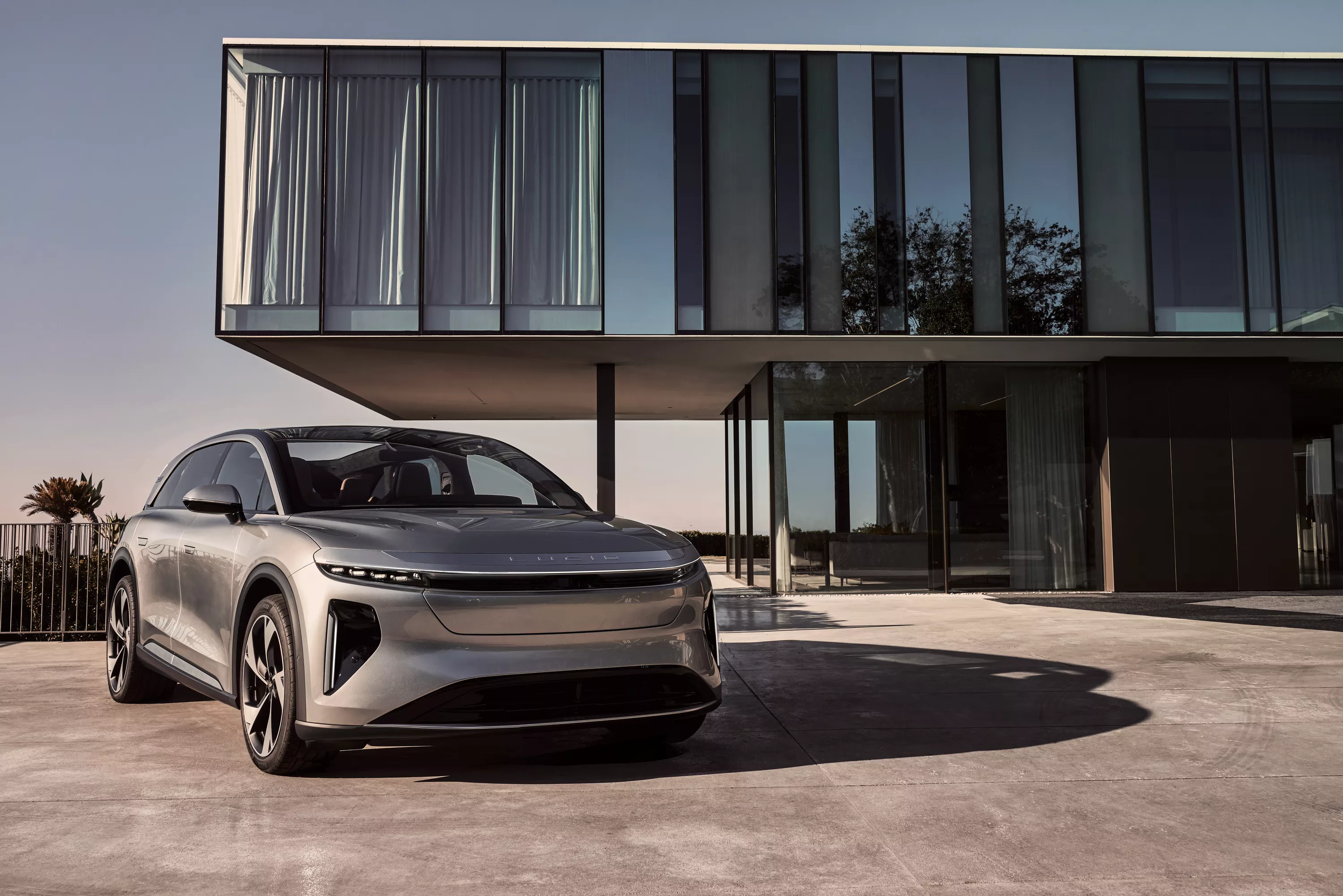 Introducing the Lucid Gravity Redefining the Electric SUV